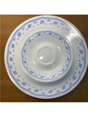 Corelle Morning Blue Dinner Plates & Saucers Set Floral Vintage Corning
